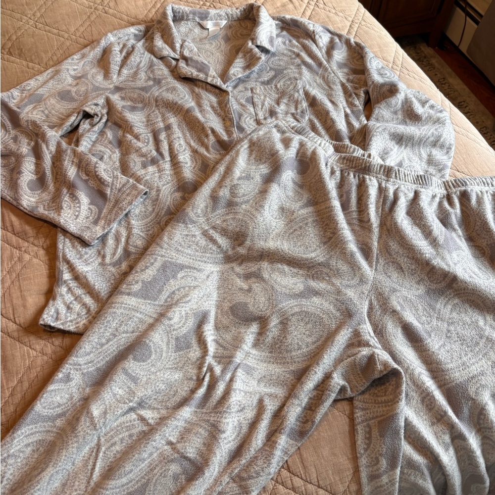 Adonna Grey Paisley Women's Pajama Set